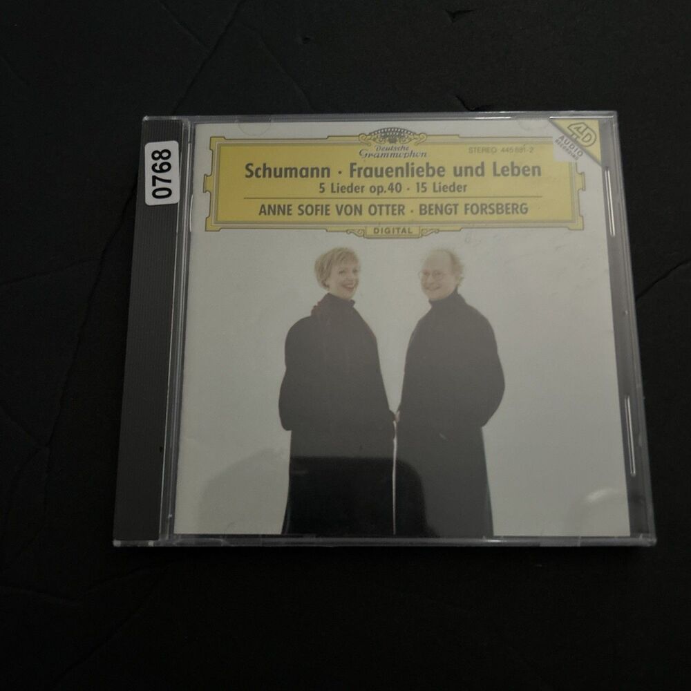 Mozart Symphonies No. 25, No. 26, No. 27 Levine Vienna Philharmonic-768